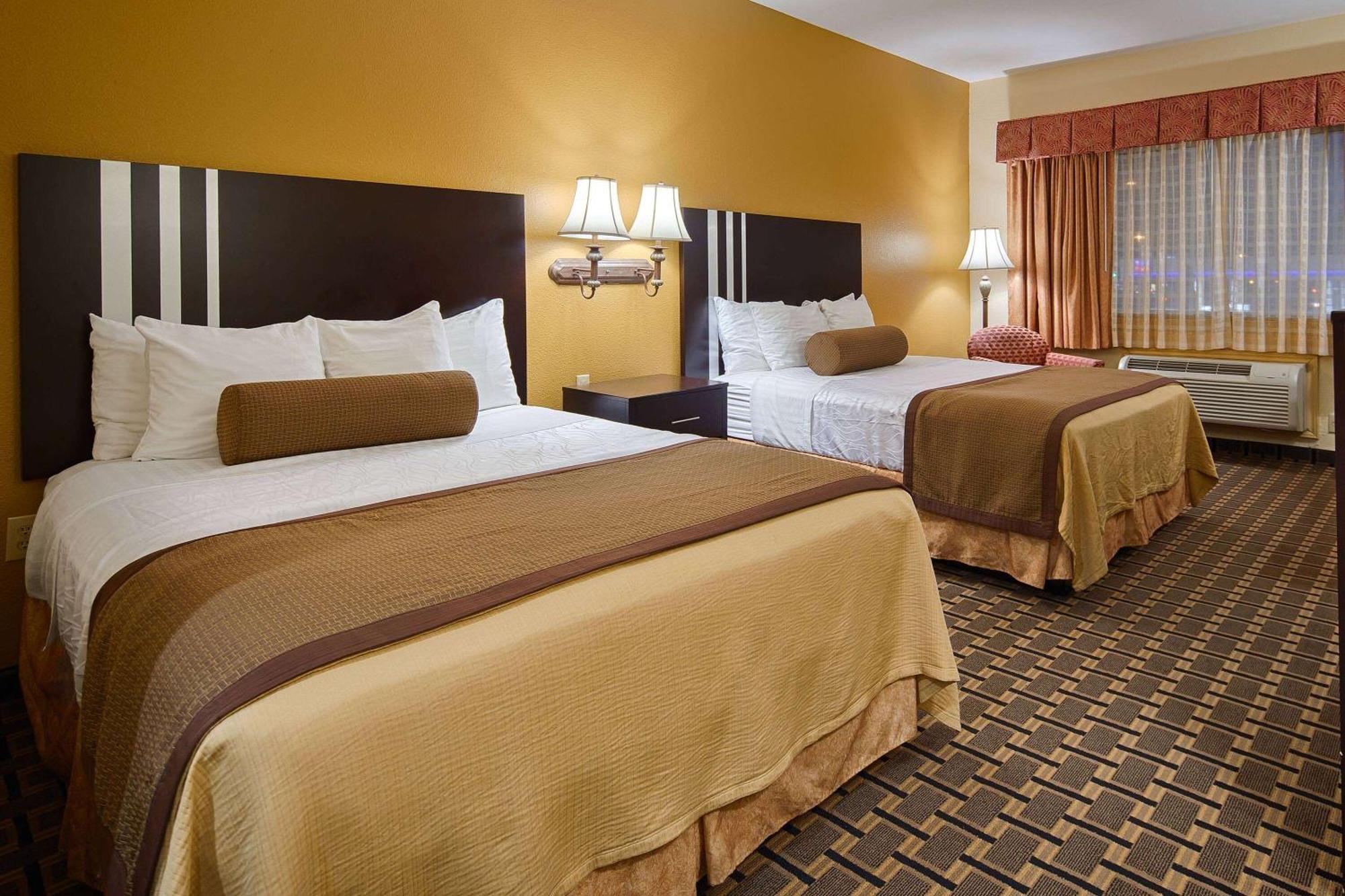 Days & By Wyndham Sam Houston Tollway Hotel Jersey Village