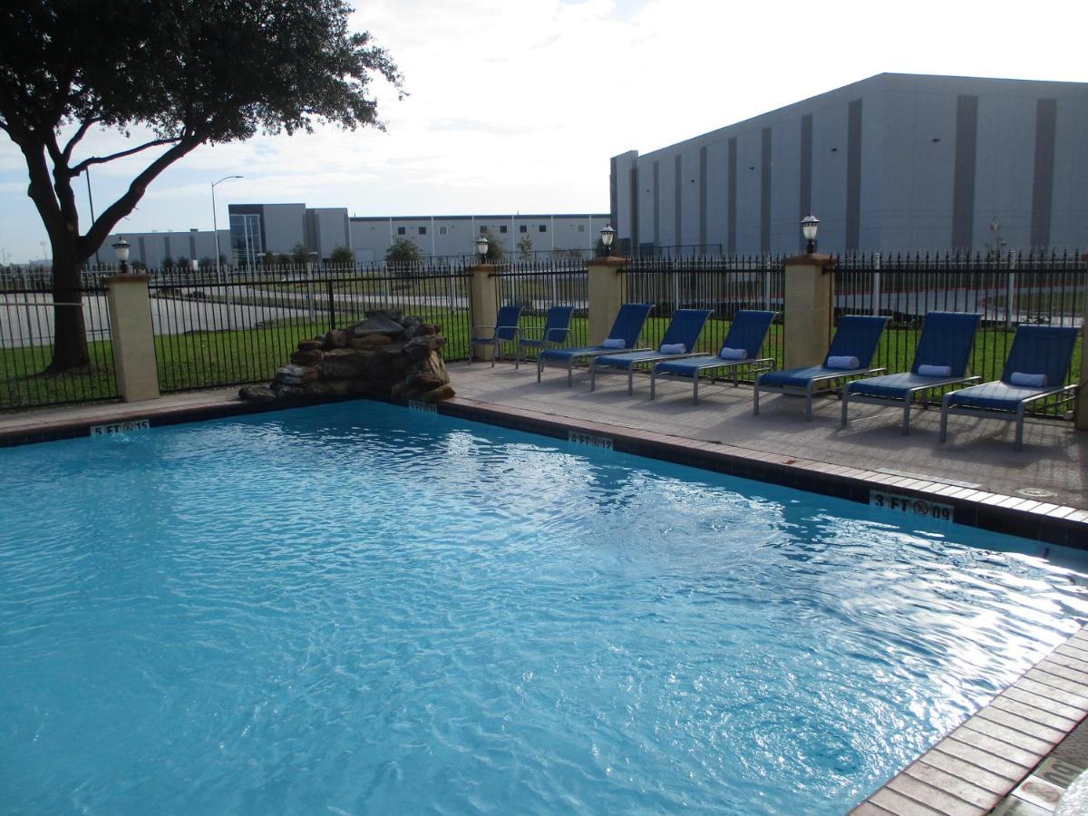 Days & By Wyndham Sam Houston Tollway Hotel Jersey Village